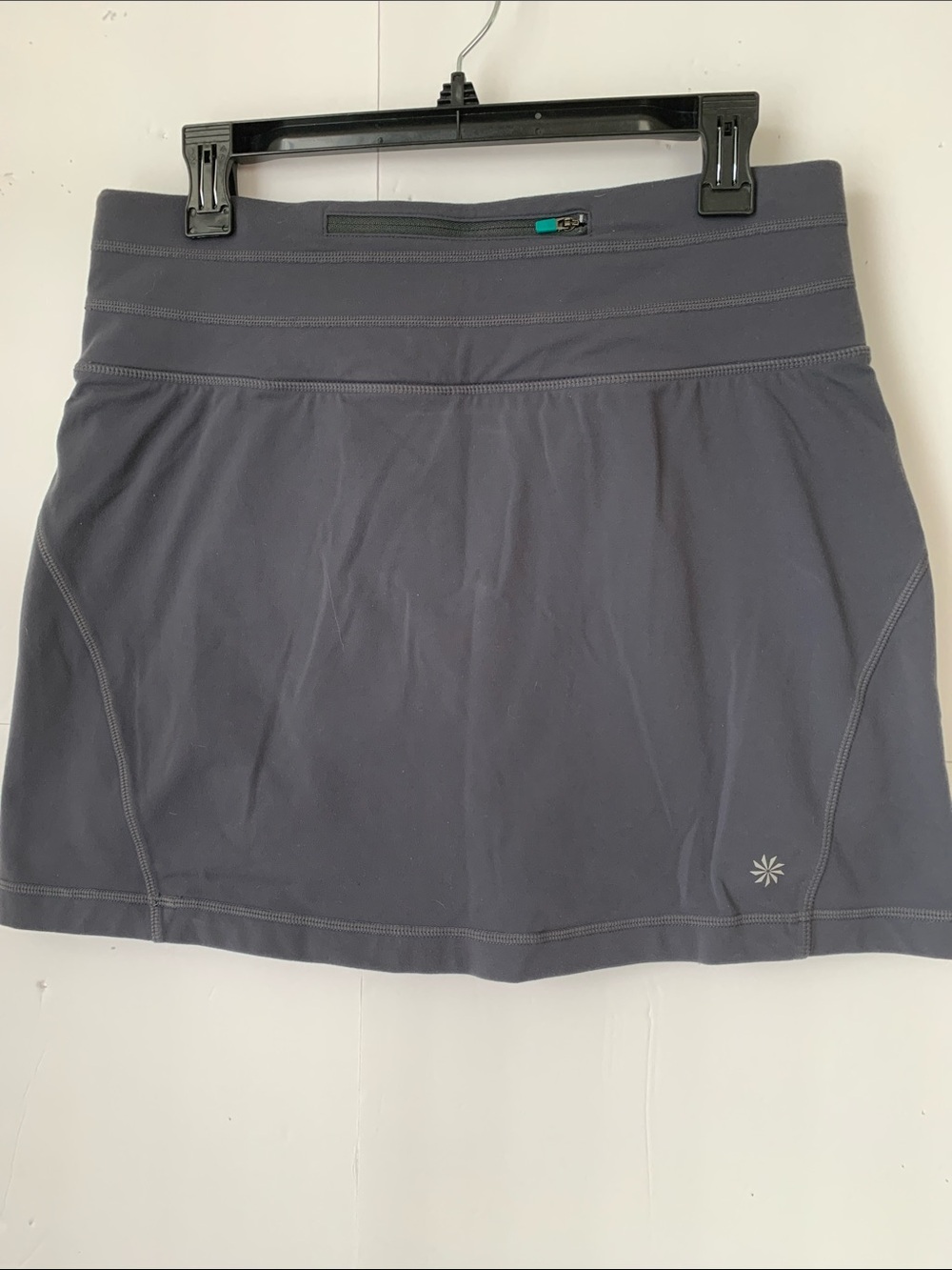 Athleta Charcoal Active Skort with Teal Zip Accent Tennis Golf Women’s Size MT